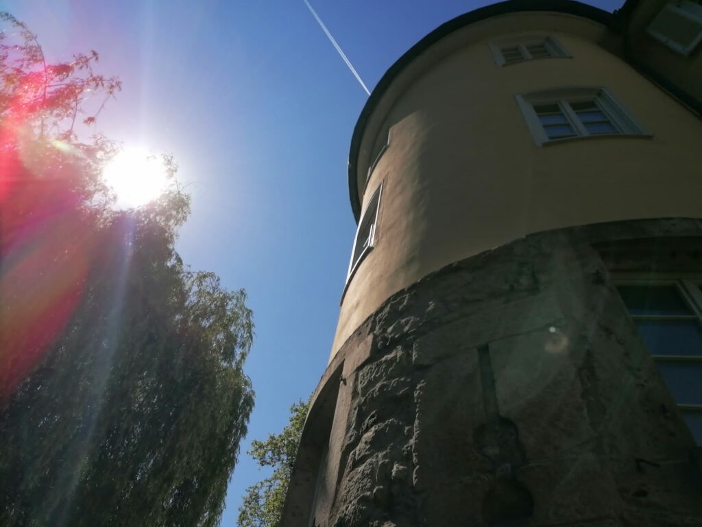 Ansicht des Hölderlinturms in Tübingen